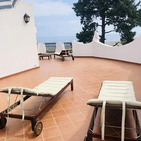 Villa Luigina - Seafront In *