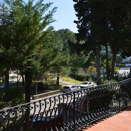 Villa Luigina - Seafront In Capo d'Orlando