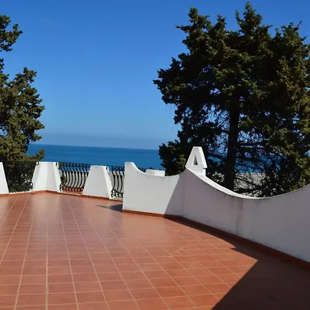 Luigina - Seafront In