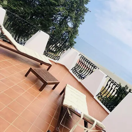 Luigina - Seafront In Villa *